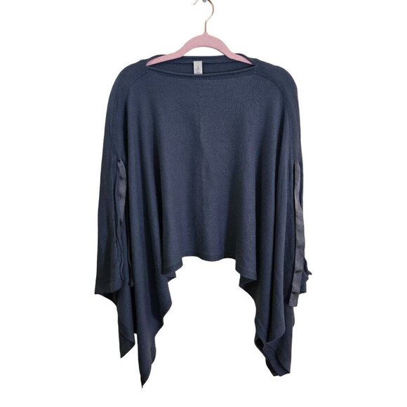 Lululemon Hearts Compass Poncho Blue Denim Cashmere Blend One Size Fits Most - Picture 2 of 10